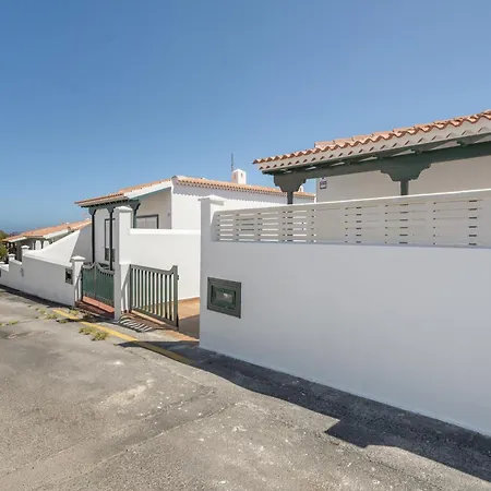 Annie - Traquilo Y Cerca Del Mar - * Abades (Tenerife)